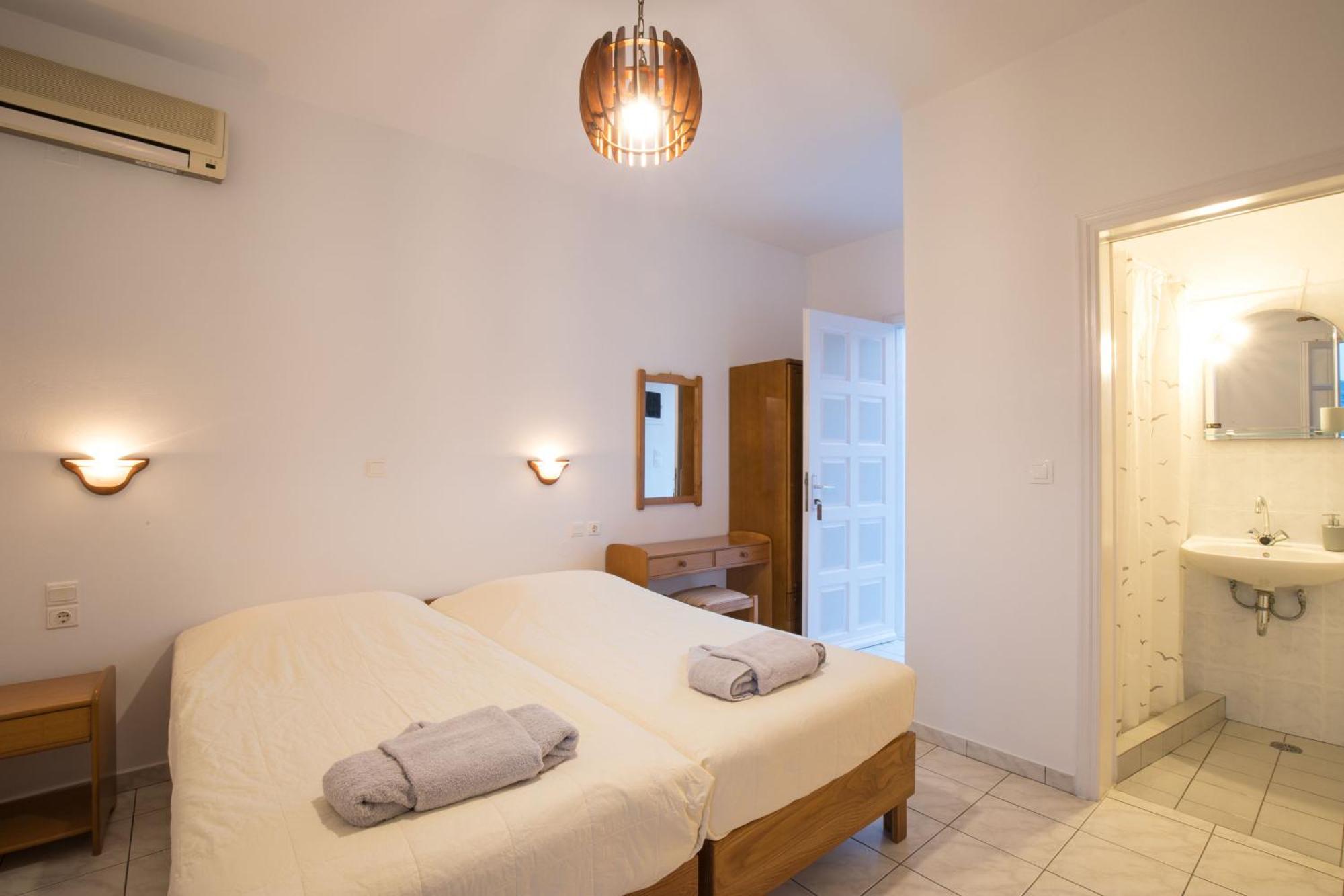 Studios Evdokia Platis Gialos  Ngoại thất bức ảnh