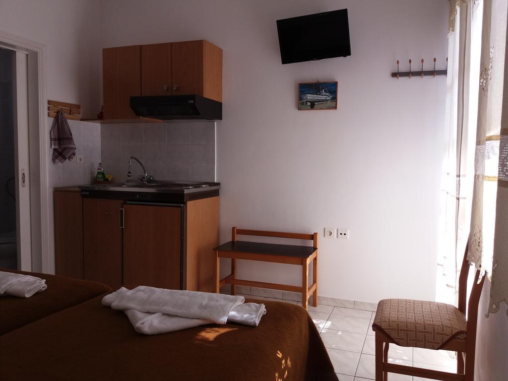 Studios Evdokia Platis Gialos  Ngoại thất bức ảnh